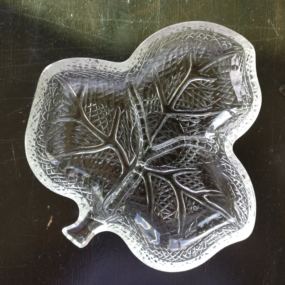 Two leaf-shaped dishes